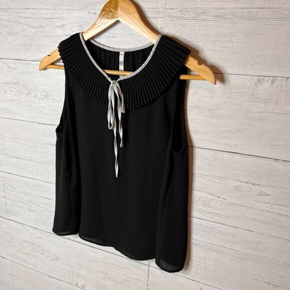 Zara Blouse Womens Size XS Black and White Peter Pan Pleated Collar Sleeveless - Picture 4 of 14